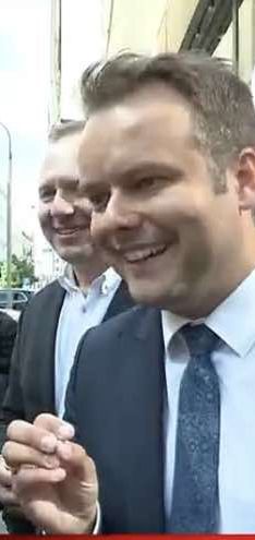 Politycy PiS starli się z dziennikarzami. "Ale ich to boli"