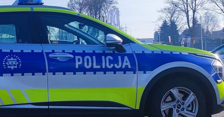 Pijany ojciec zajmował się dzieckiem. Świadkowie twierdzą, że wysyłał go po piwo