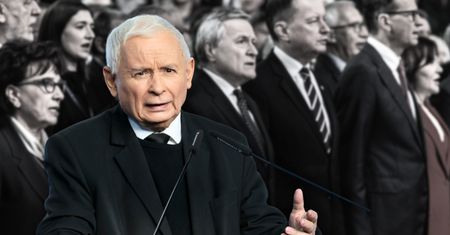 PiS na głębokim politycznym wirażu [OPINIA]