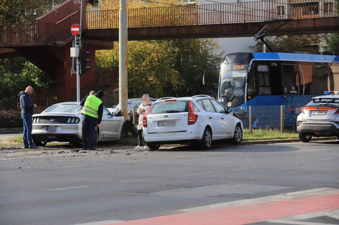 Wypadek mustanga we Wrocławiu