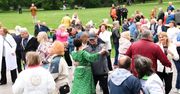 Pierwsza w tym roku plenerowa Potańcówka Miejska dla Seniorów na rzeszowskich Bulwarach. Muzyka i taniec rozgrzały atmosferę!
