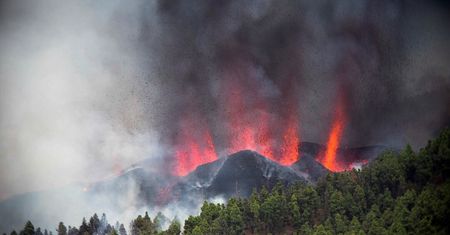 Wybuch wulkanu na wyspie La Palma. Ewakuowano 5 tys. osób