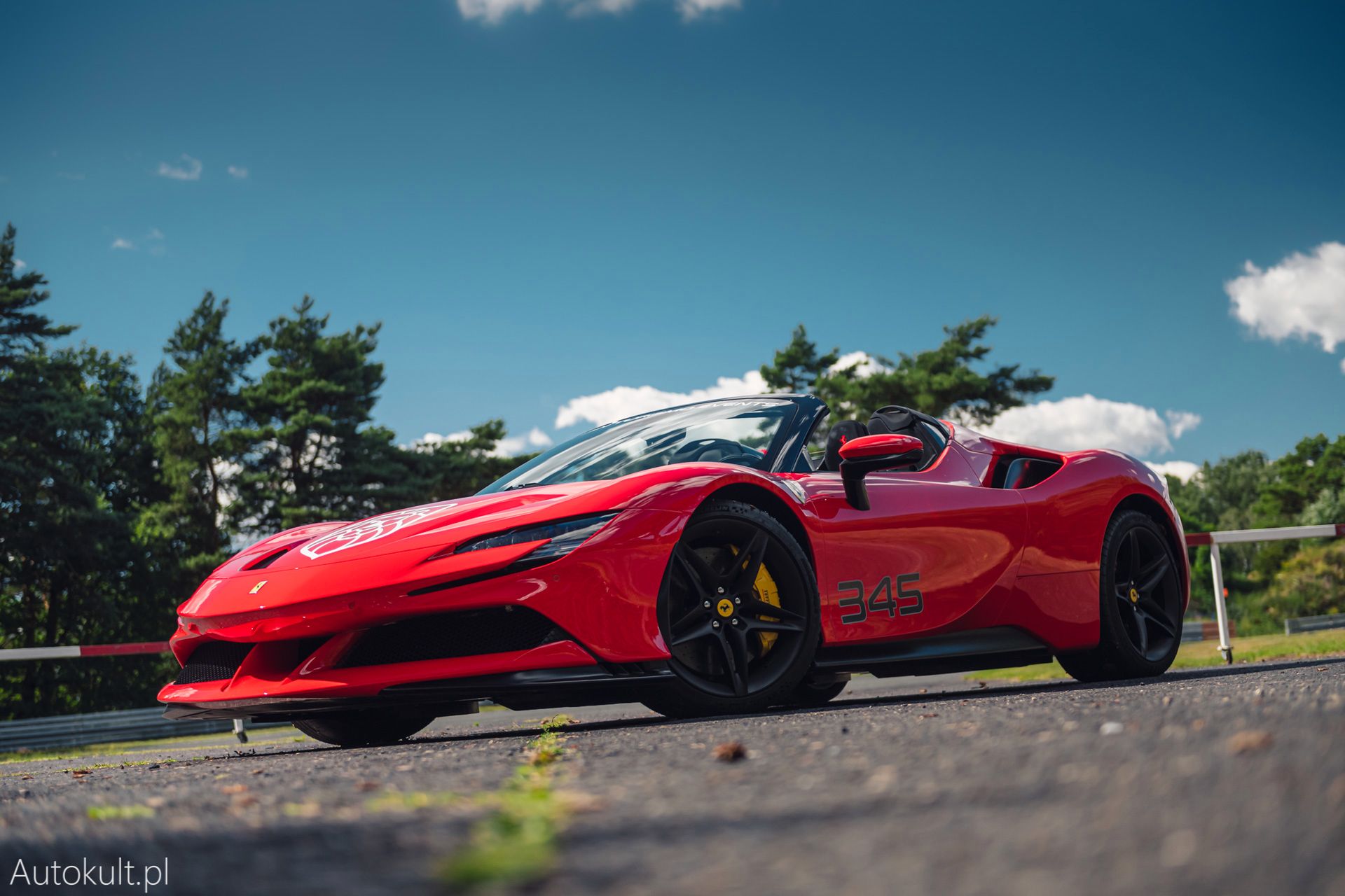 Ferrari SF90 Spider (2022)