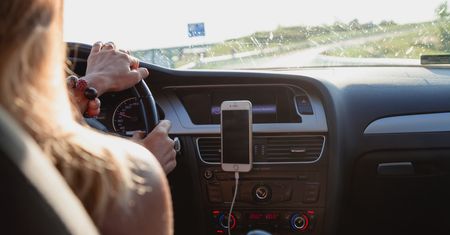 Nawigacje GPS, rejestratory i akcesoria w promocji – podajemy kody rabatowe