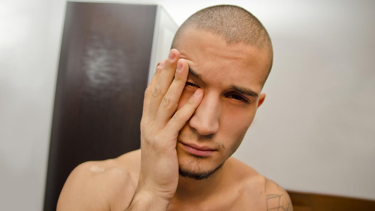 Eksperci z Paryża sugerują, że koronawirus powoduje zmiany na oczach