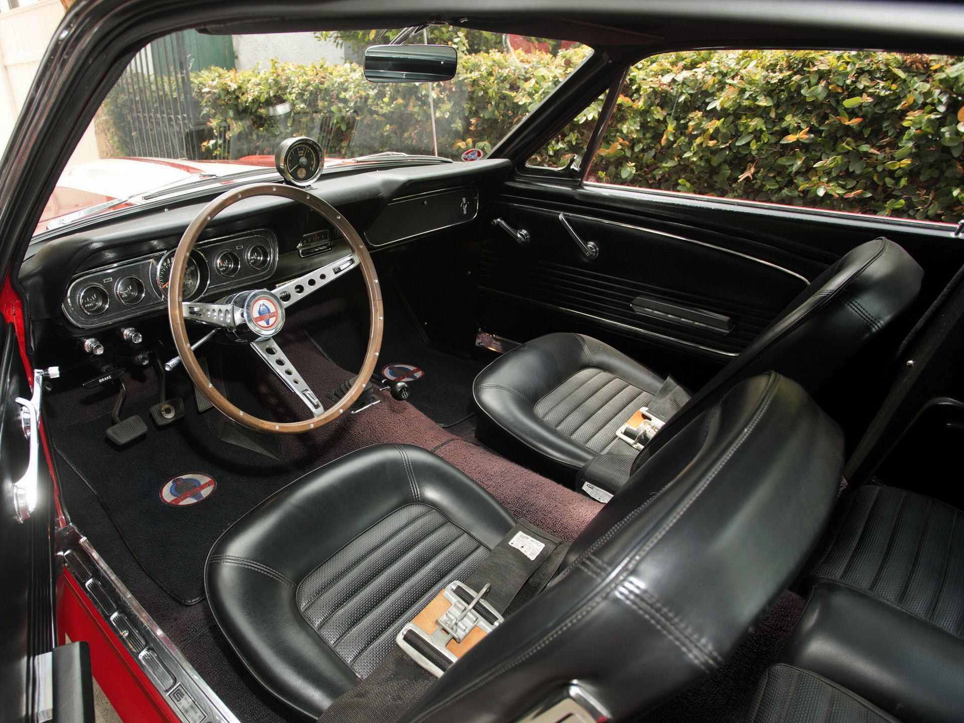 Ford Mustang I: ewolucja od malca po Bossa [galeria zdjęć] 22