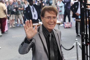 Cliff Richard o walce z rakiem prostaty. Oberwało się rządowi