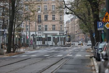 Poznań: Antyzatoki zamiast przystanków wiedeńskich. Szykują się zmiany na ul. Kraszewskiego na Jeżycach