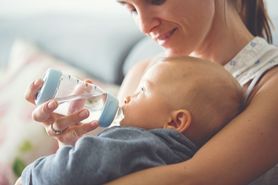 Nawodnienie ma znaczenie – jak wybrać wodę dla dziecka?