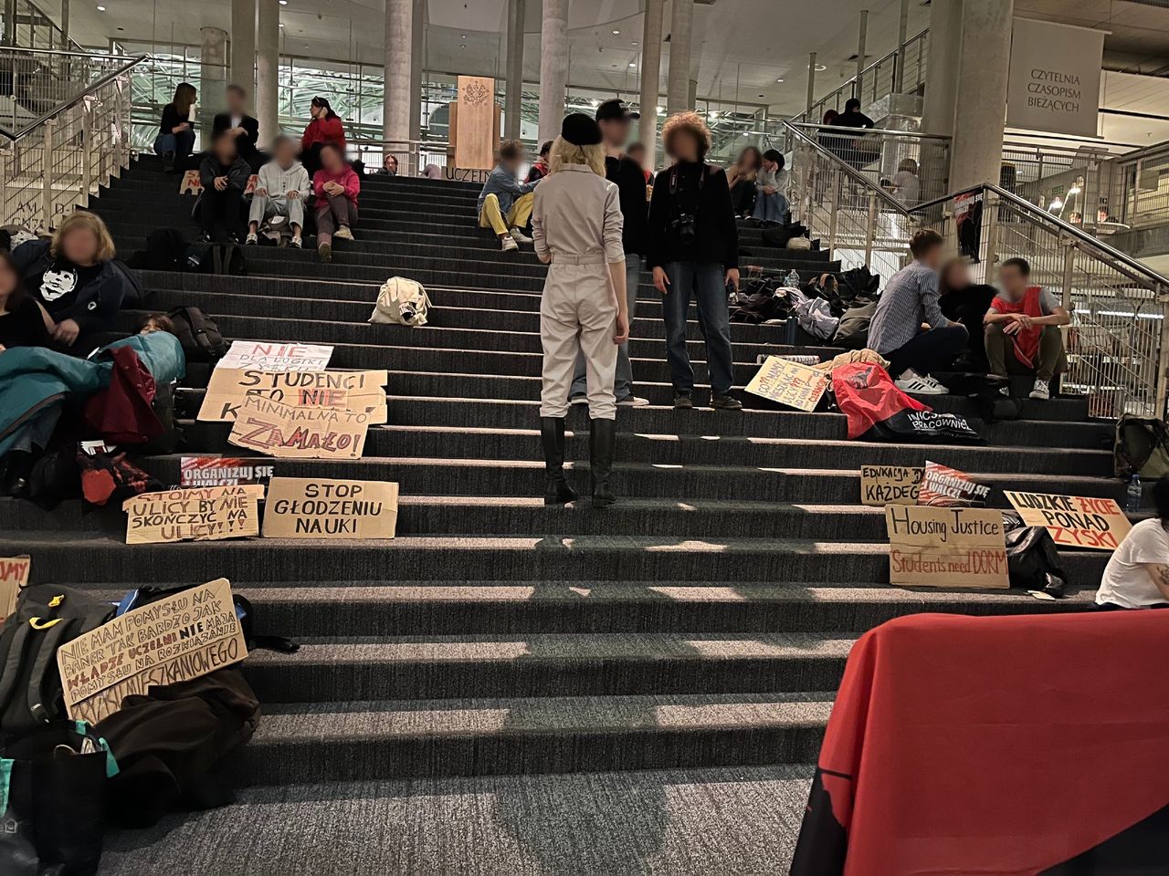 "Wielkie Spanie w BUW-ie", czyli protest studentów UW
