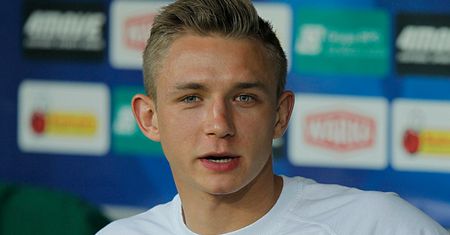 Jakub Rzeźniczak konsternuje fanów dziwnymi komentarzami. "Lecisz na 4 dni do Tel Awiwu, WIDZISZ SYNA 15 MINUT"