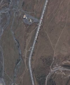 16 km sznur ludzi. Rosjanie uciekają z kraju