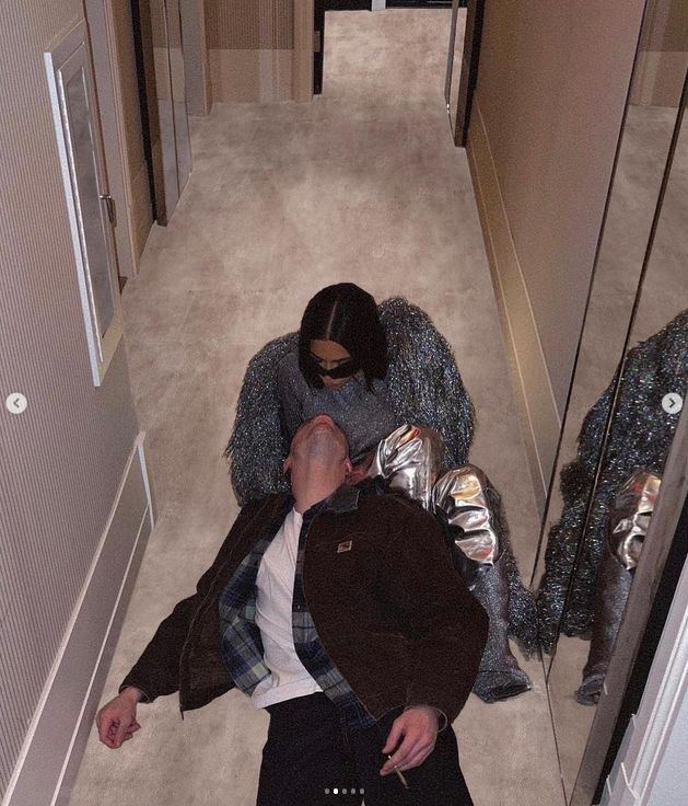 Kim Kardashian pochwaliła się zdjęciami z Petem Davidsonem
