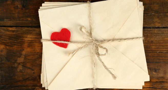 UKE: polski rynek pocztowy wart 7,6 mld zł, coraz mniej przesyłek listowych