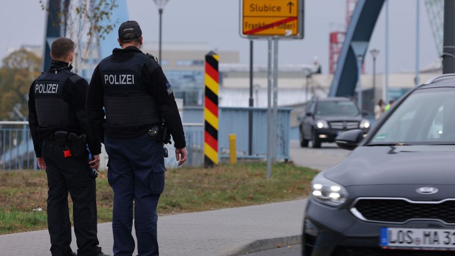 Refugees Continue To Arrive Via Belarus And Poland
FRANKFURT (ODER), GERMANY - NOVEMBER 01: Police monitor vehicles arriving at the German-Polish border on November 01, 2021 in Frankfurt (Oder), Germany. Germany's federal police announced today that they have so far detained 7,832 illegal migrants arriving from Poland via Belarus this year, of which 5,285 were detained in October alone.  (Photo by Sean Gallup/Getty Images)
Sean Gallup