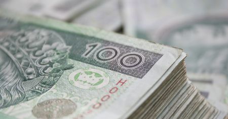 Ile trzeba mieć oszczędności, by żyć z odsetek? Oto kwota