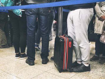 Nie rób tak na lotnisku. Niewielu zdaje sobie sprawę z konsekwencji