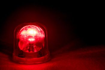 Alarm bombowy w Łowiczu. Ewakuowano mieszkańców kamienicy
