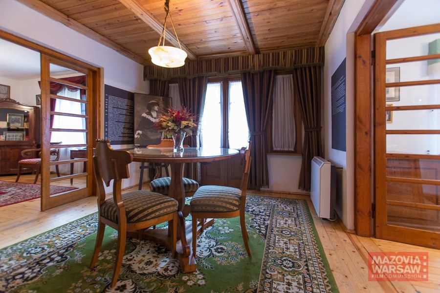 Piotr Ostrowski. Fotografia www.fotografia-architektury.pl