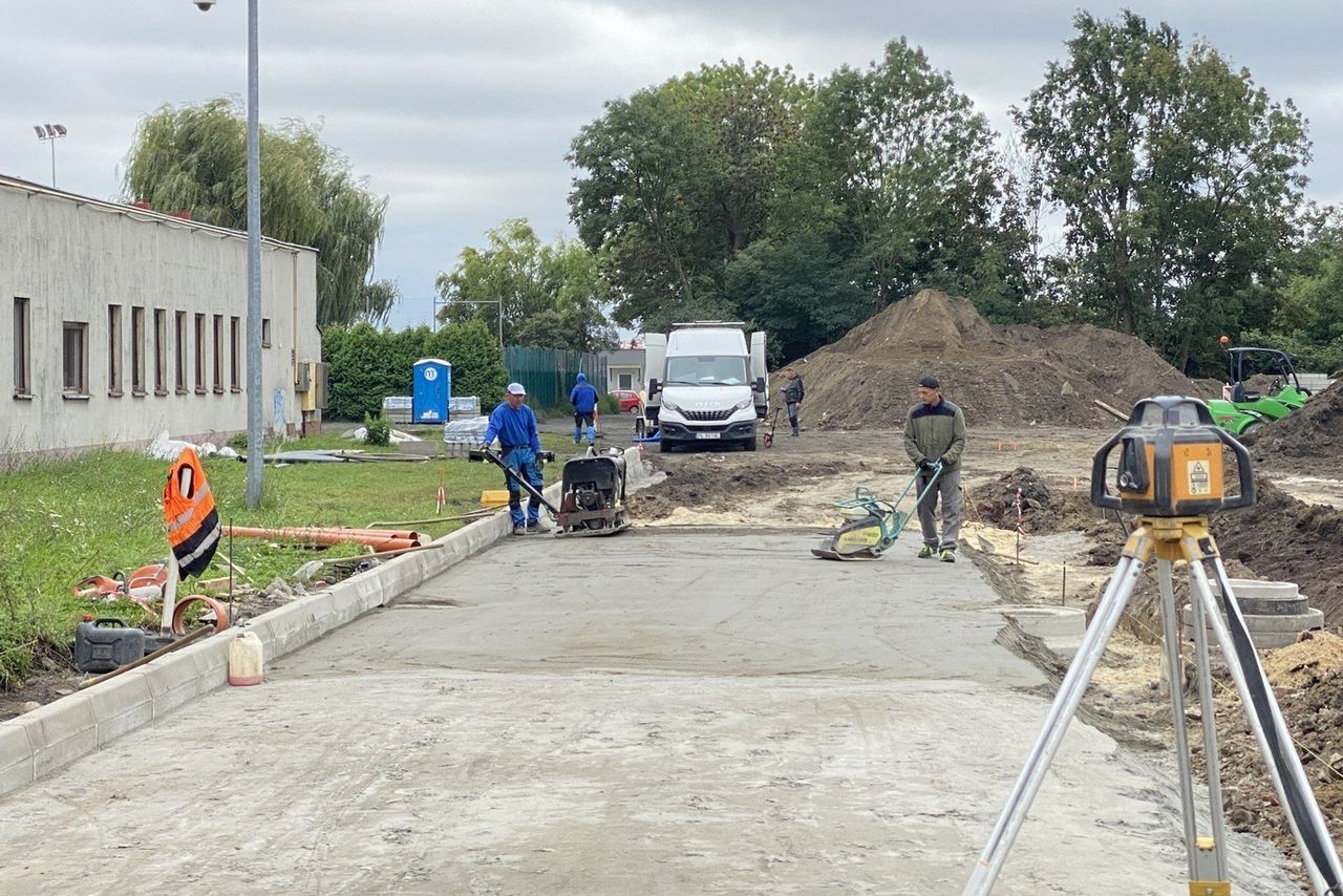 Leszno: Budowa dużego parkingu przy wiadukcie. Czy rozwiąże problem z parkowaniem