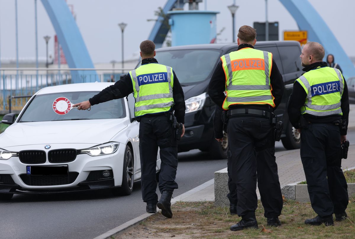 Polscy europosłowie zgodni. Krytykują Niemcy za kontrole graniczne