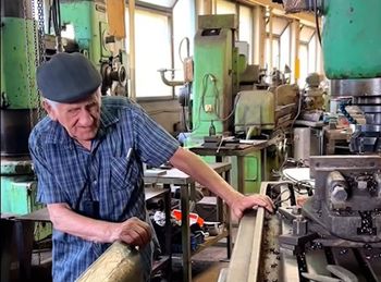 Skończył 100 lat i nadal pracuje. "To recepta na długowieczność"
