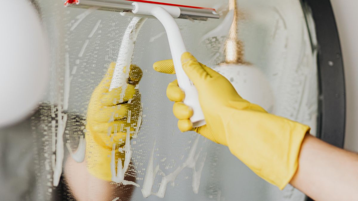 Lustra będą lśnić. Wystarczy użyć ziemniaków