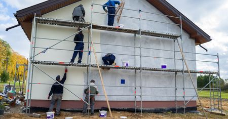 Budowlanka woła o pomoc. Brak rąk do pracy, materiałów i wysokie ceny dobijają branżę