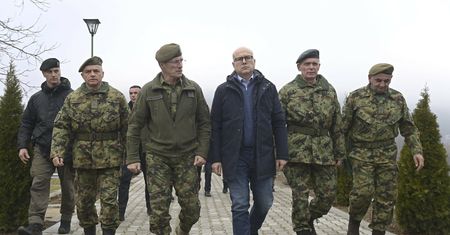Gotowość bojowa wojska. Serbia podjęła decyzję