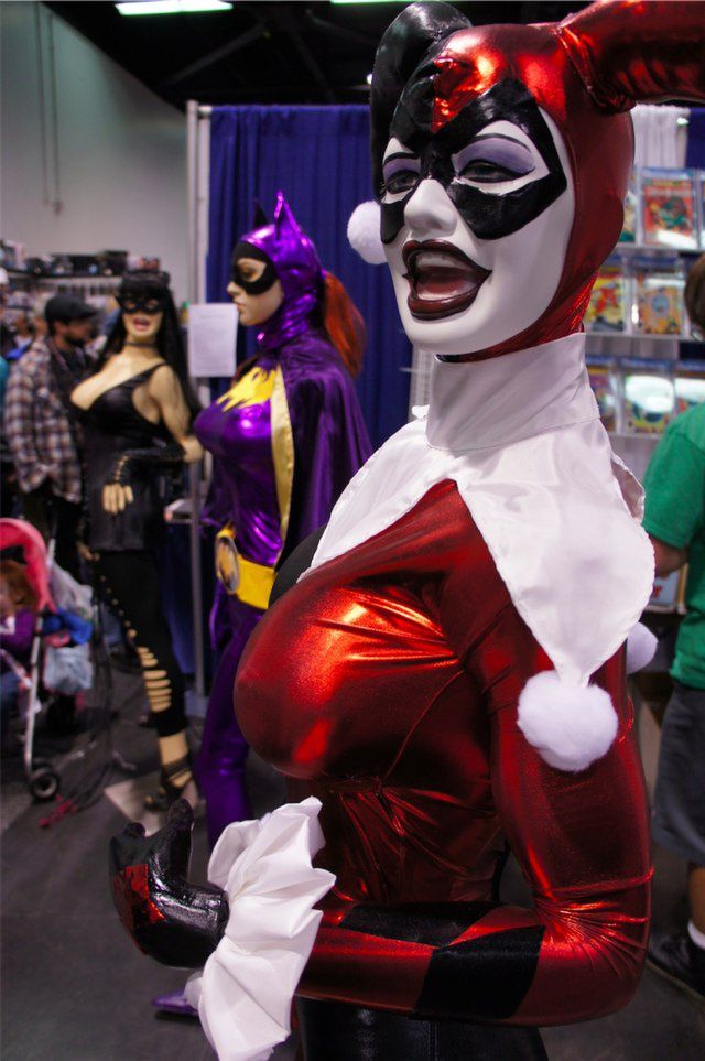 Dziewczyny z najfajniejszymi... kostiumami z WonderCon 2012 25