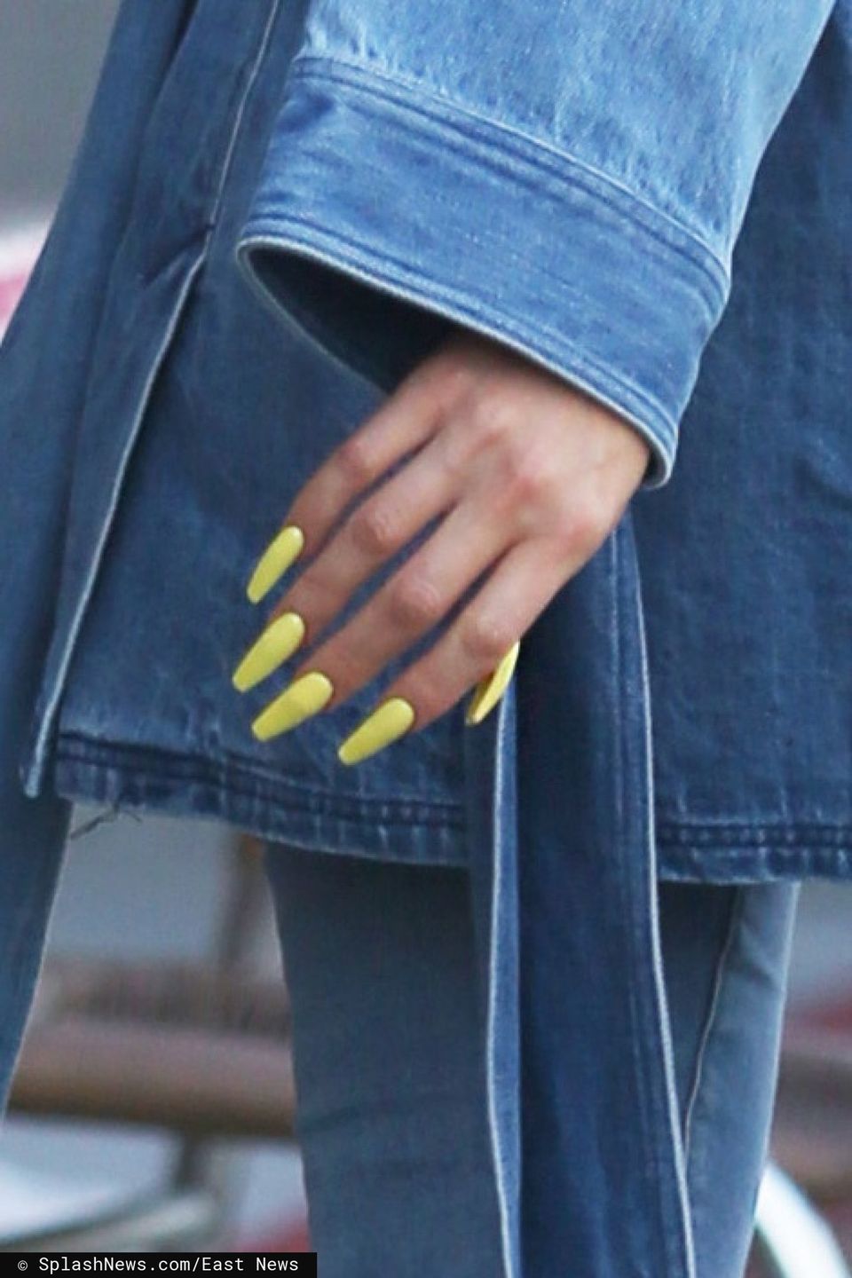 Kim Kardashian i Khloe Kardashian w Los Angeles