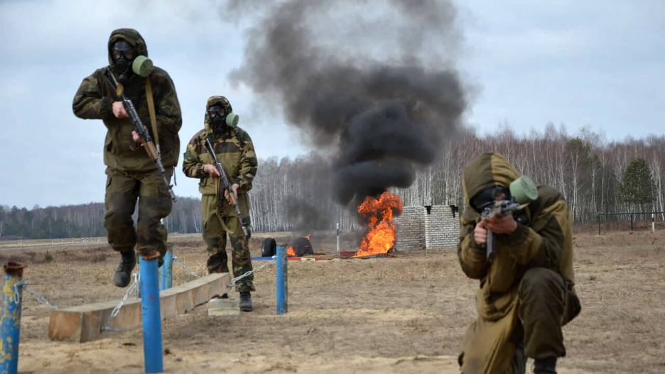 Belarusian Тroops Тake part in a Military Training in Brest Province.
Belarusian troops take part in a military training in Brest Province, Belarus on Friday on March 4, 2022. Belarus may be preparing to send its soldiers into Ukraine in support of the Russian invasion, perhaps as soon as this week, according to a US defense official.     Photo by Belarusian Defense Ministry/UPI Photo via Newscom
Dostawca: PAP/Newscom
Belarusian Defense Ministry