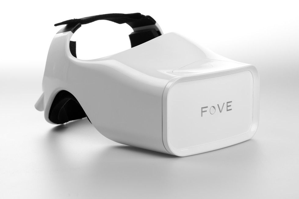 FOVE: wirtualna rzeczywistość sterowana wzrokiem. Tego brakuje Oculusowi 4
