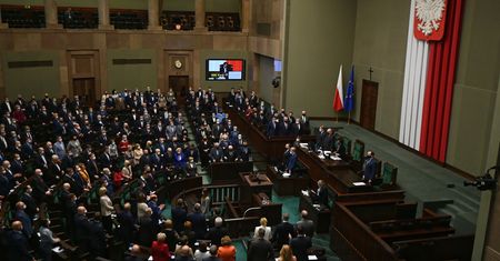 Sejm odrzucił propozycje opozycji ws. Izby Dyscyplinarnej. Posłowie przyjęli projekt prezydenta