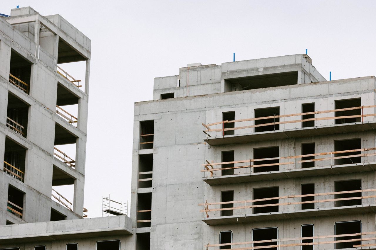 Coraz tańsze kredyty mieszkaniowe. Rośnie apetyt na zakup własnego M