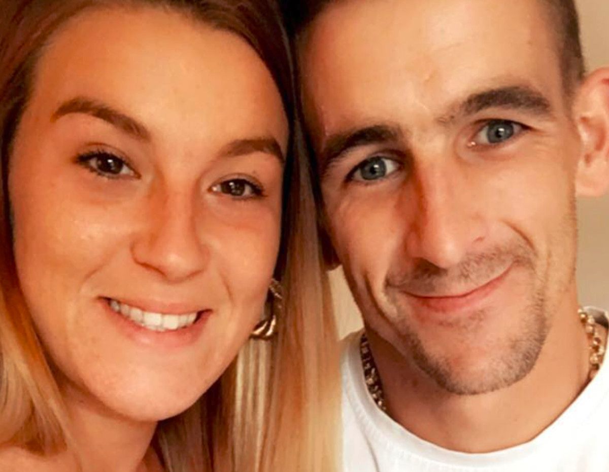 Stephanie Latcham i Michael Gough 