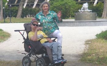 Od 43 lat opiekuje się synem. "Czy jestem gorsza od artystów?"