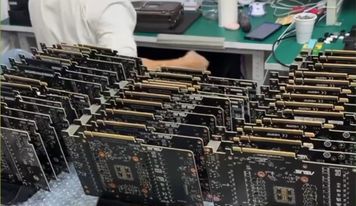 GeForce RTX 5090 znika ze sklepów. W Chinach przerabiają je na akceleratory AI