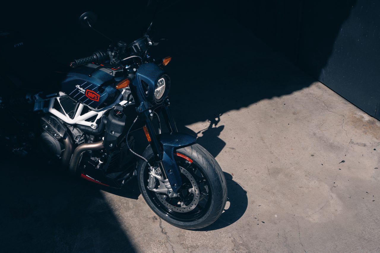 Indian FTR x 100% R Carbon
