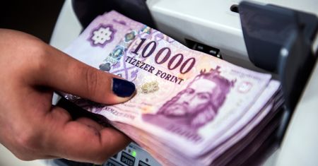 Narodowy Bank Węgier podjął ważną decyzję. Kurs forinta umacnia się