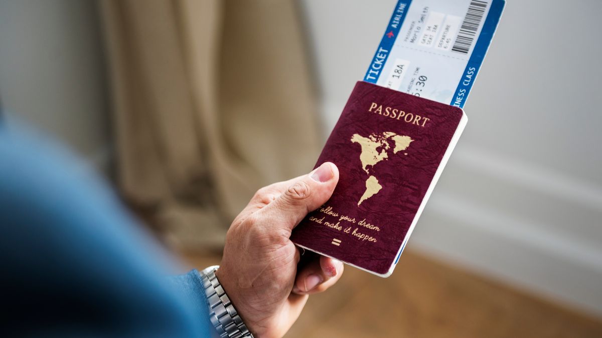 Bilety lotnicze i paszport