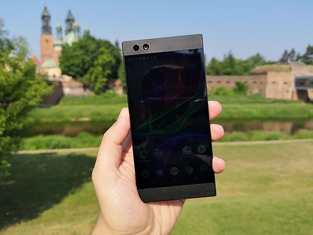 Razer Phone - ciemny wyświetlacz
