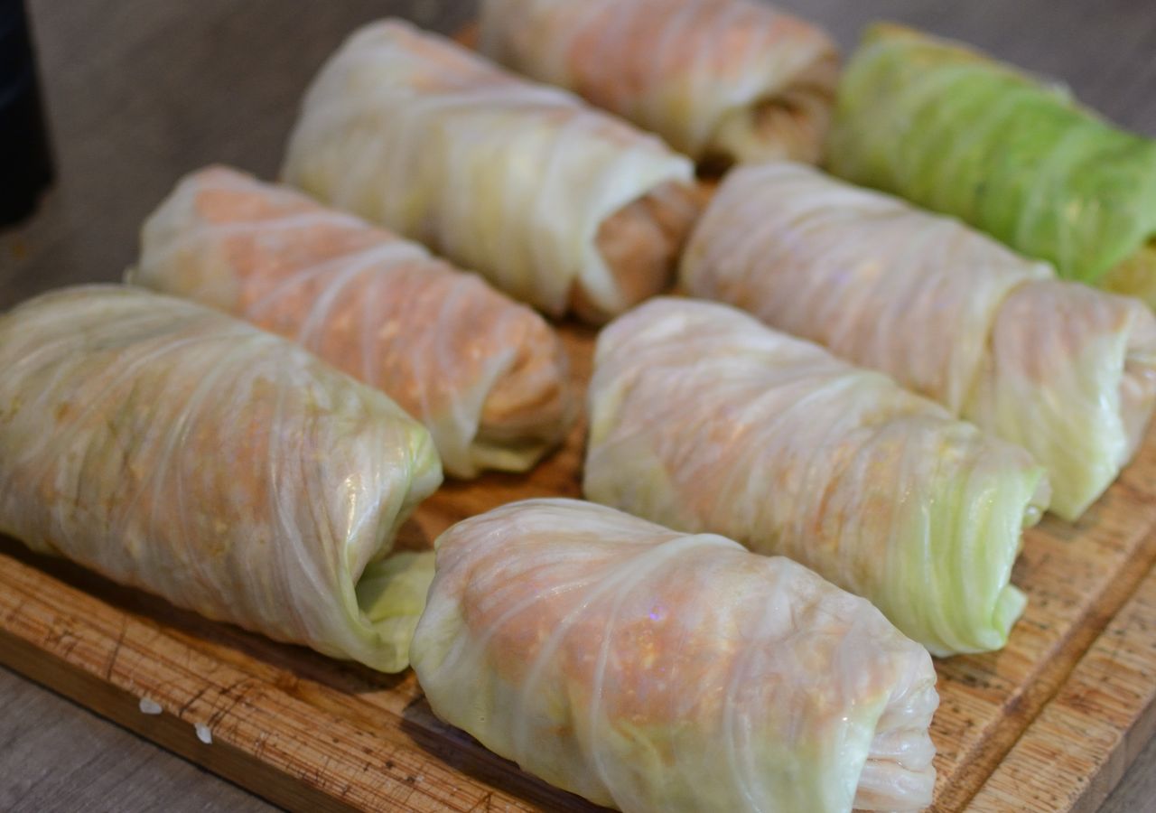 Zamiast kapusty i grzybów używam innego popularnego warzywa. Ciężko o lepsze gołąbki