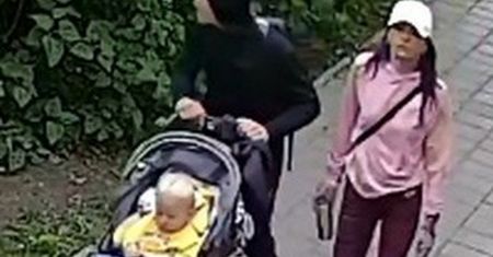 Zdjęcia z Łodzi. Para z dzieckiem w wózku poszukiwana przez policję