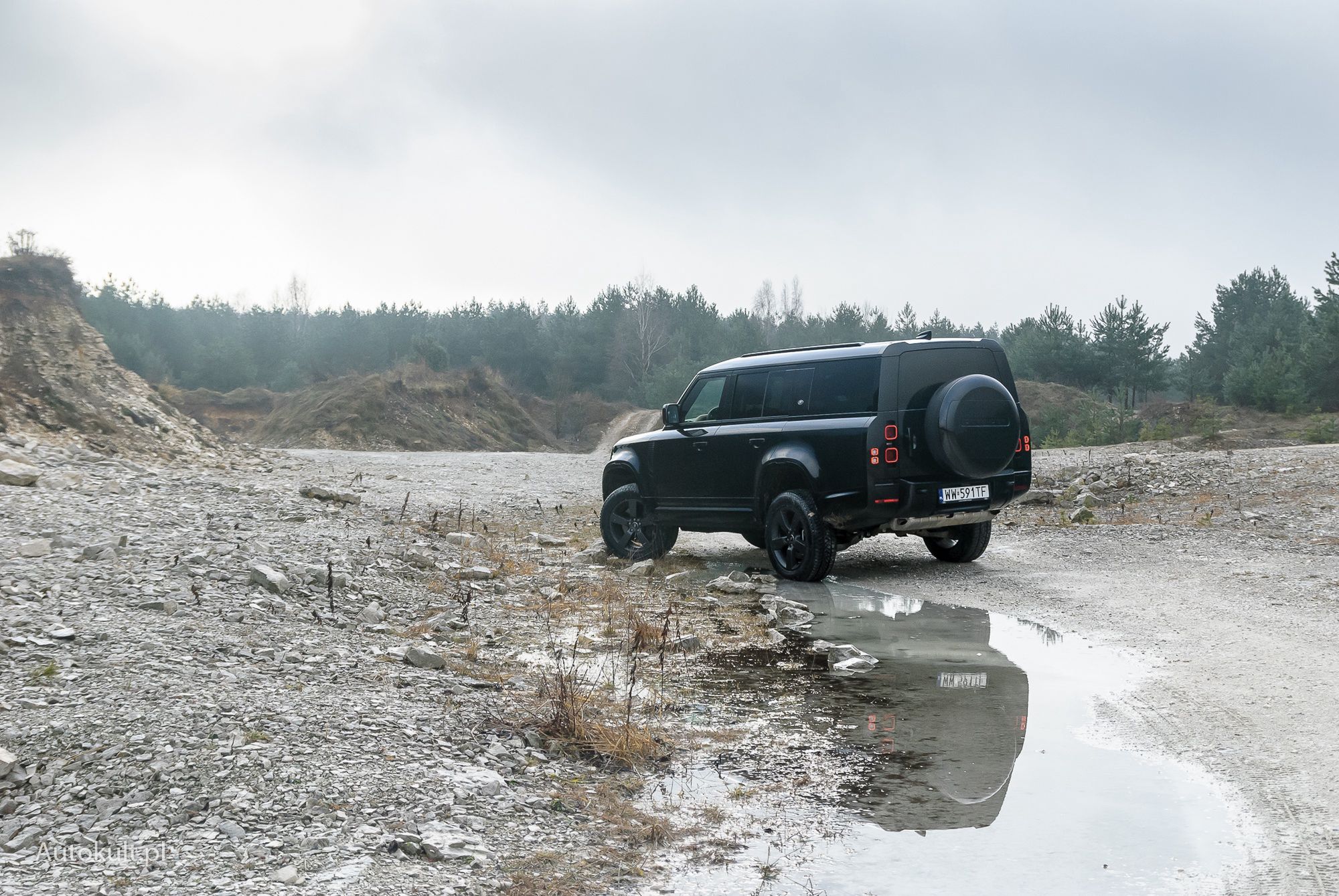 Land Rover Defender 130