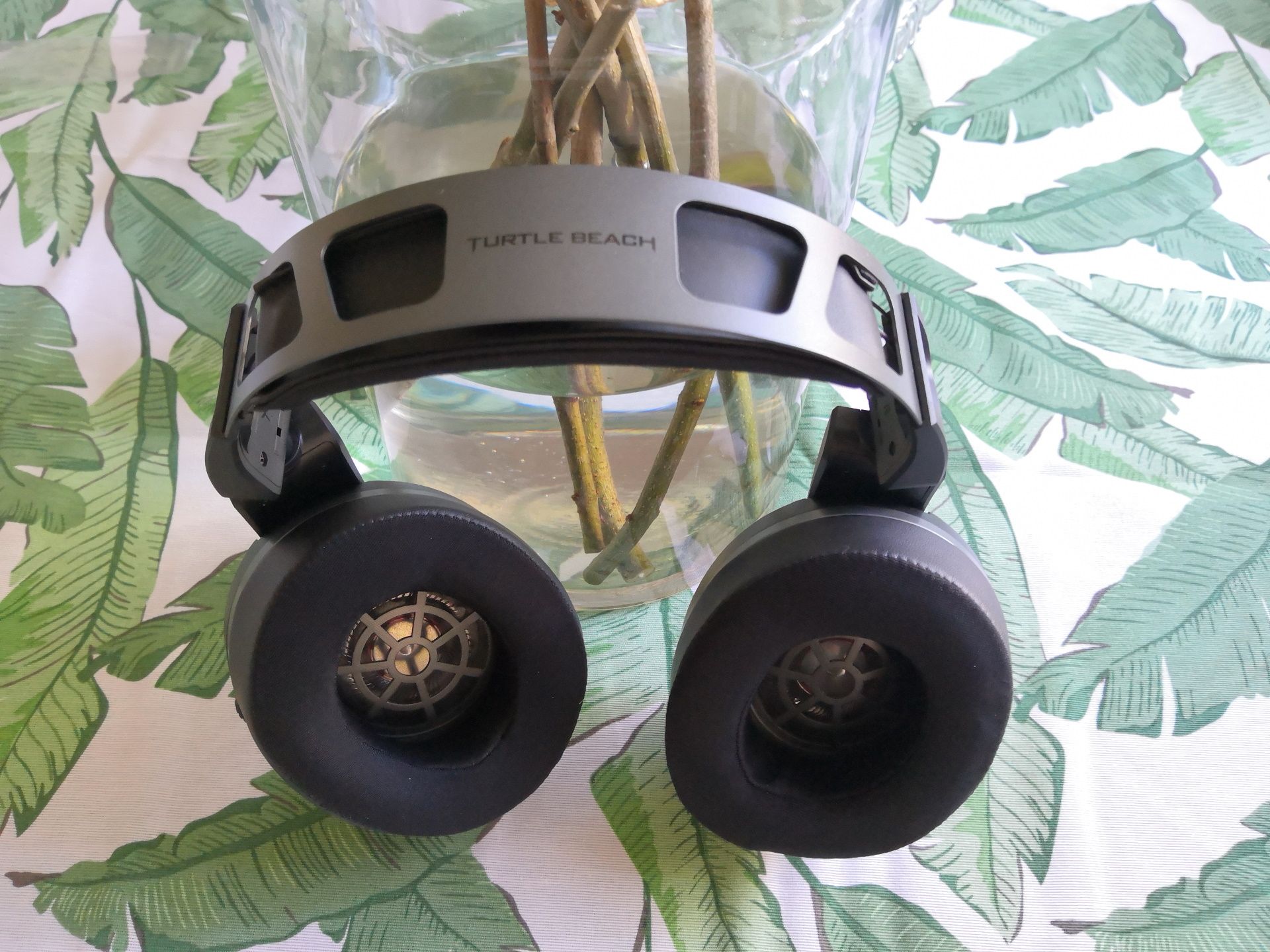 Test Turtle Beach Elite Atlas Aero – w końcu słuchawki, które są wygodne dla okularników 5