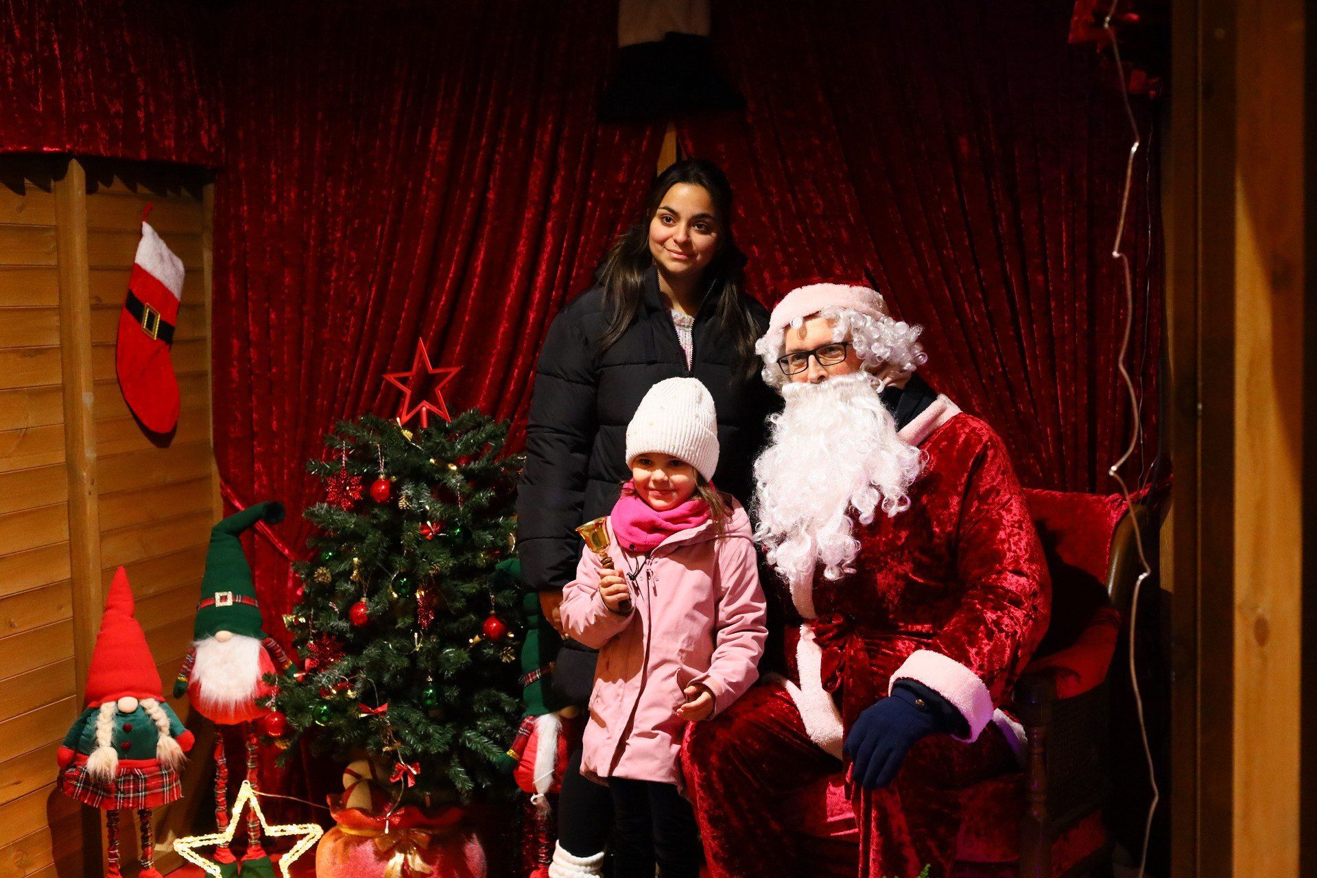 Święty Mikołaj ponownie był oblegany przez zachwycone dzieci