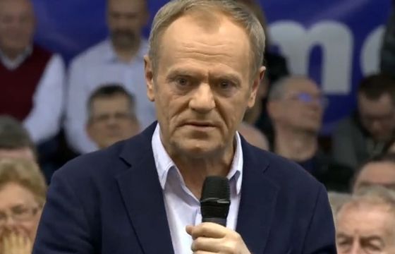 "The Spectator": politycy UE nie krytykują sposobu przejęcia mediów publicznych w Polsce, bo robi to ich kolega Tusk