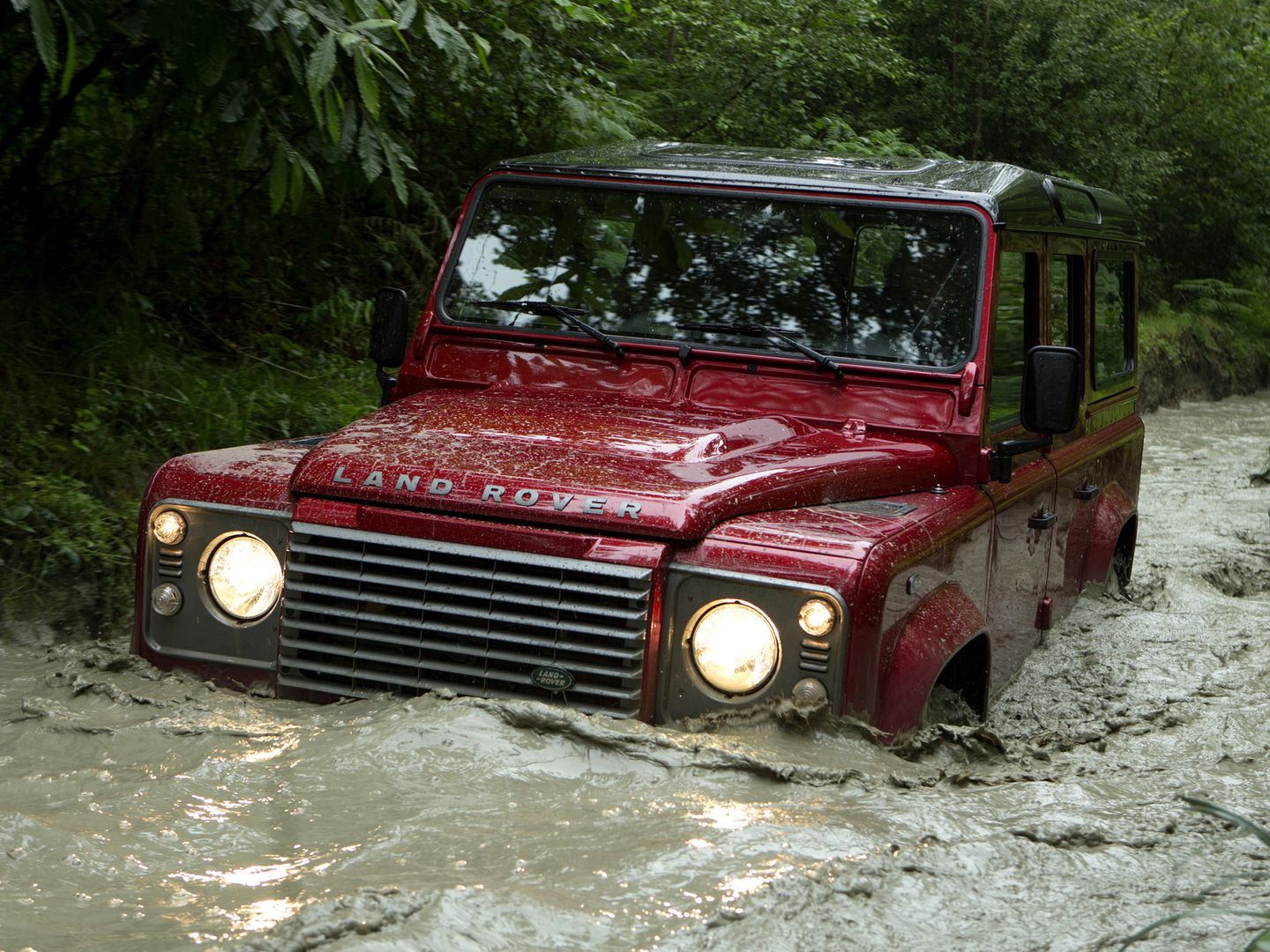 Land Rover Defender 110 Station Wagon EU-spec (2007)