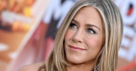 Jennifer Aniston nie traci nadziei. "Wierzy, że spotka właściwą osobę"